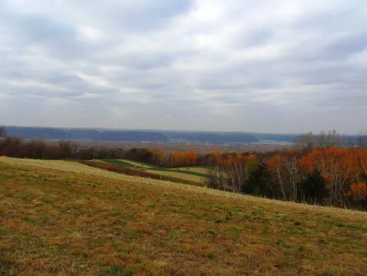 1-SW-WI-landscape_MVC-1-e1490102193707 Rolling land in southwest Wisconsin | Photo: Mississippi Valley Conservancy