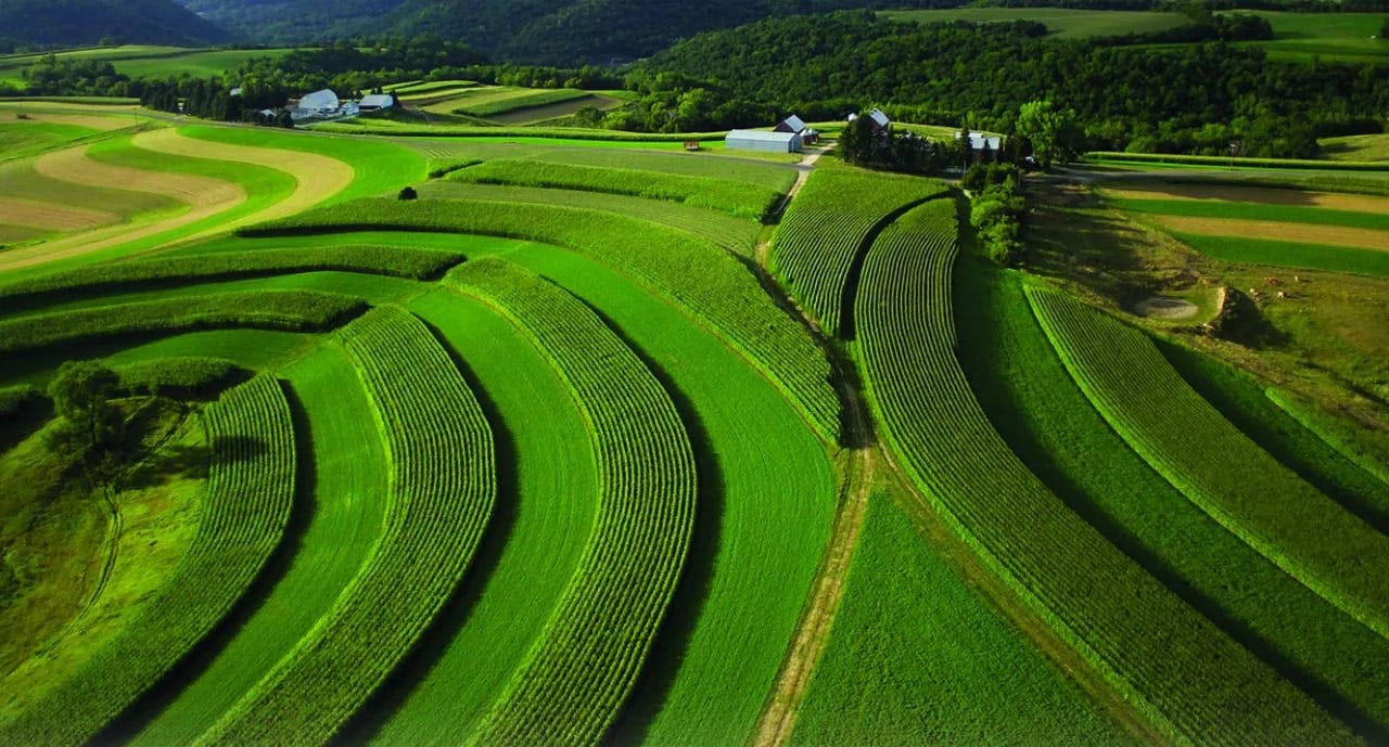 Rolling land and contour farming in southwest Wisconsin | Photo: Mississippi Valley Conservancy